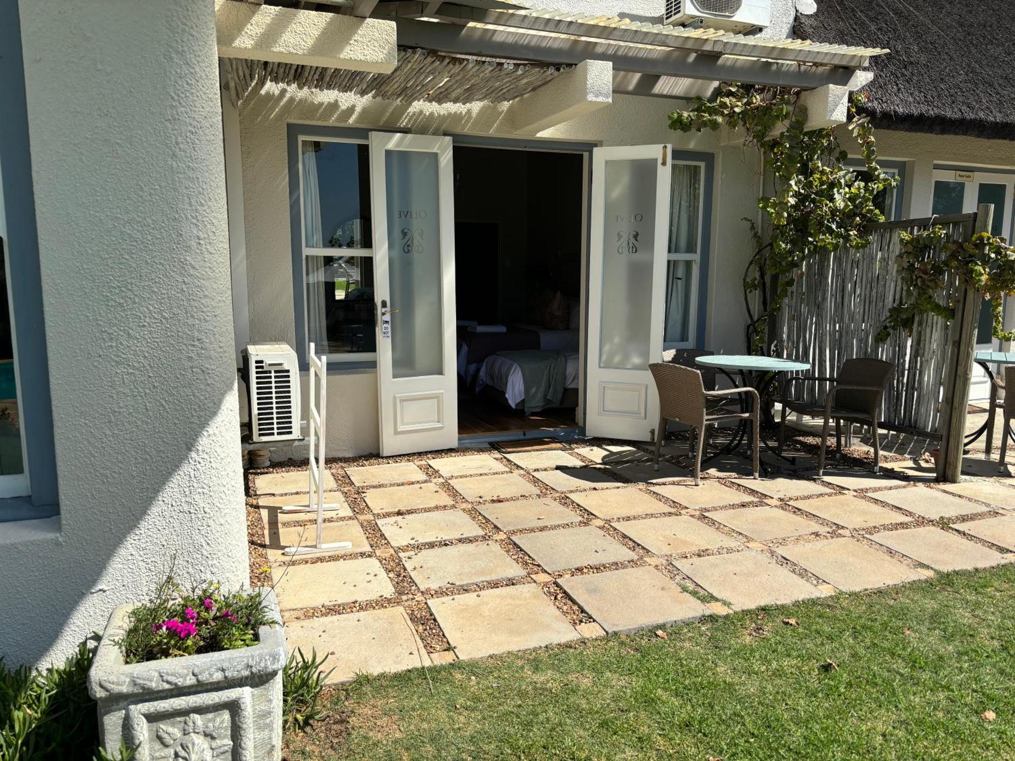 In The Vine Country Manor Guesthouse สเตลเลนบอช ภายนอก รูปภาพ